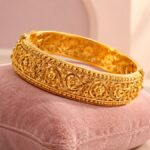 دستبند طلای هندی با طرح فیلیگری سنتی و حکاکی ظریف